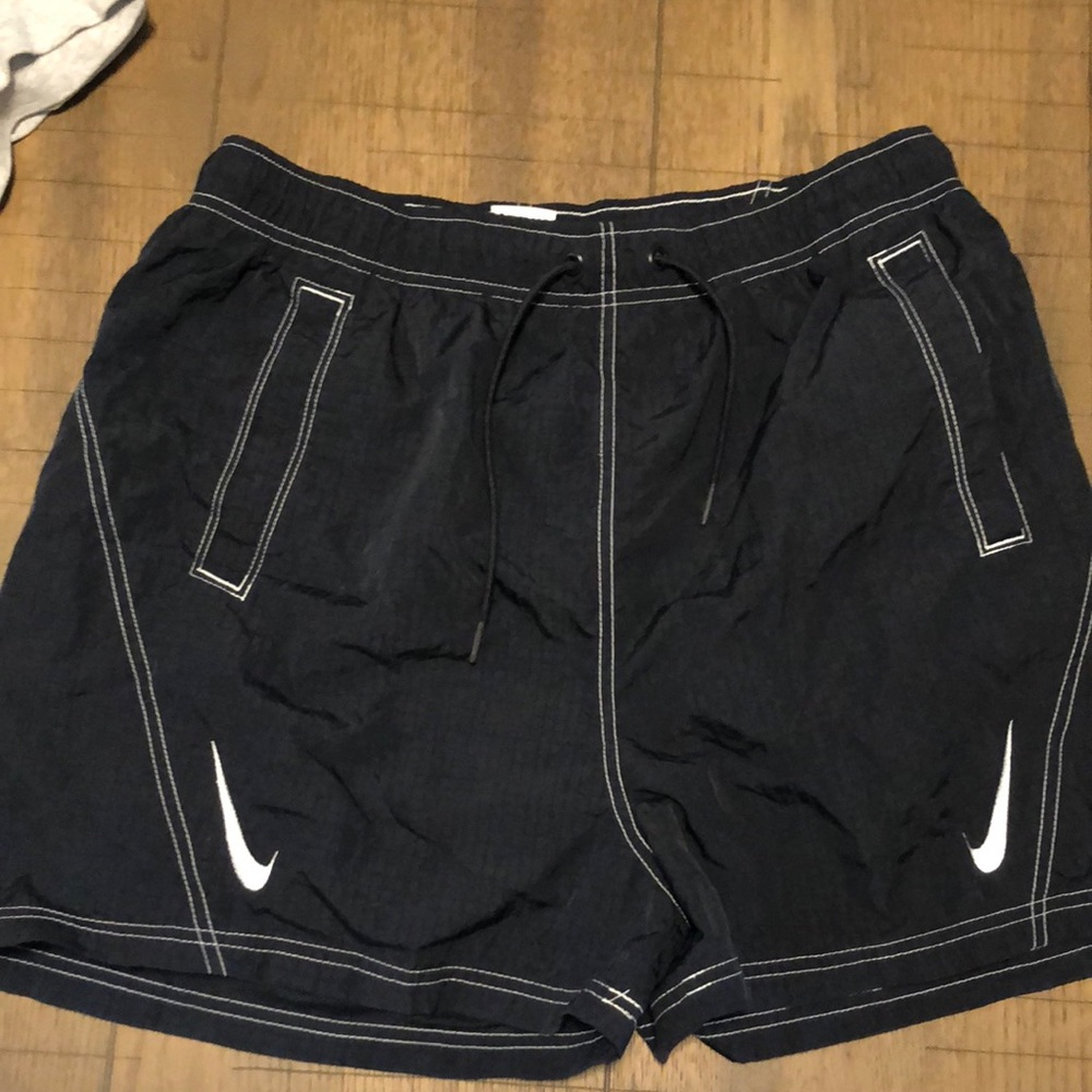 Standard fit high rise Nike shorts